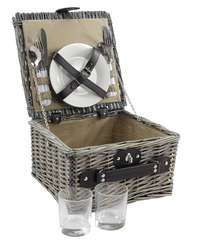 Charming Picnic Basket for Two