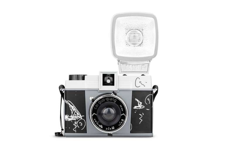 Capture Moments with Vintage Charm